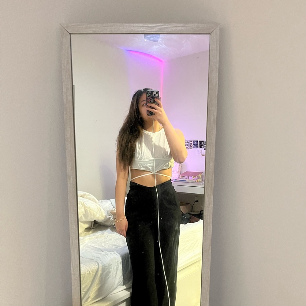 white tied croptop tank